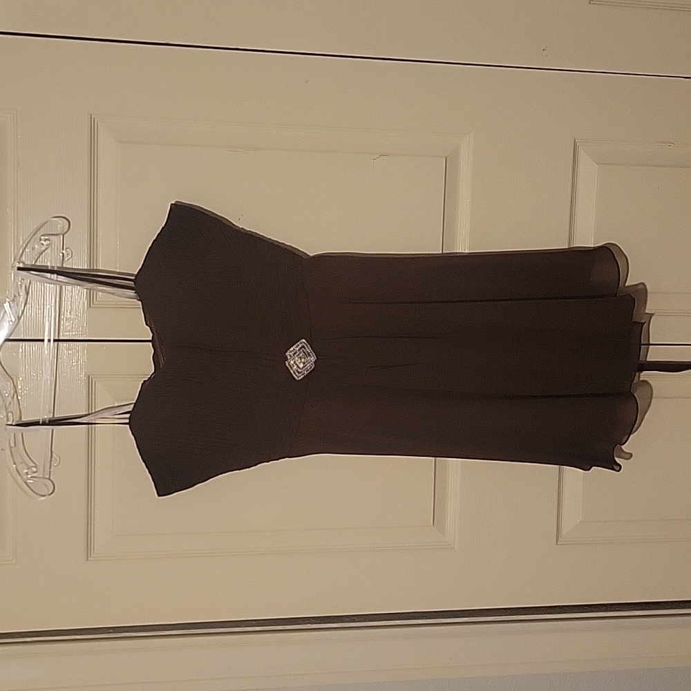 Brown dress size 2xl brand name Milano